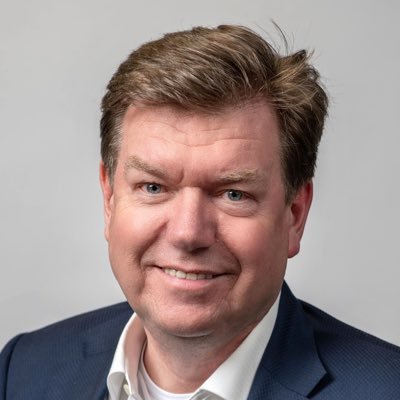 Directeur Looop BV | eigenaar Kroot consultancy | mede eigenaar Lexius Legal | coachen | onderhandelaar | spreker | overnames | inspireren | motiveren