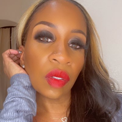 Hello, my name is Aisha, Founder of Cougars-r-Us. Follow me on TikTok and Only Fans https://t.co/9ujCltGXpJ https://t.co/wuBjHVDKDp