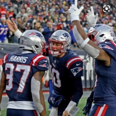 Patriots Fan Page reacting to Pats News & More. Iconic Pats Photos on this page. Go Pats! Instagram: https://t.co/wurDjz9arZ