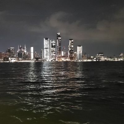 Mi nueva cuenta.
El otro me bloquearon.
Sígueme para más contenido Hot 🔥 😏