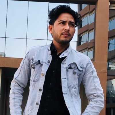 Hsnzaheer05's profile picture. 