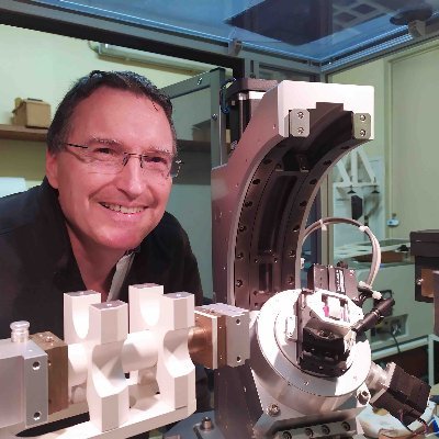 Physics Professor @Universite_Caen, @normandieuniv
Researcher @CRISMAT_CNRS
https://t.co/2Rc57Nruys
Kardashian index = 1.76