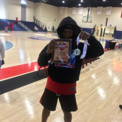 Basketball 🏀 #4 rockhill high school co 2023 combo guard gpa 2.7 (# 803-659-4121) HT: 6’0WT:160 aau: TeamPerryElite @treydunifer2@icloud.com