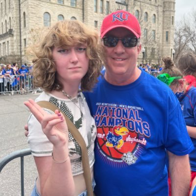 Formerly with The Examiner, Lee's Summit Journal, KC Star, Des Moines Register, other stops too. Just a freelancer now. Topeka boy, Jayhawk, devoted Dad.