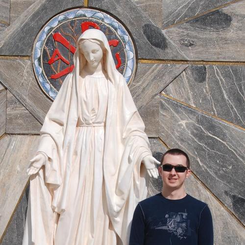 jimInPoway's profile picture. I'm a Catholic Dad of 2 kids and I work as a software engineer.