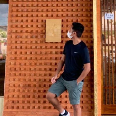 brklrdy's profile picture. Me in 280 words.