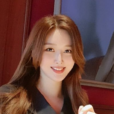 I'm from Hong Kong, China. I'm engaged in cosmetics and beauty industry. I hope I can learn more knowledge here.