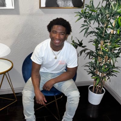 Nsu22 alumni ☂️