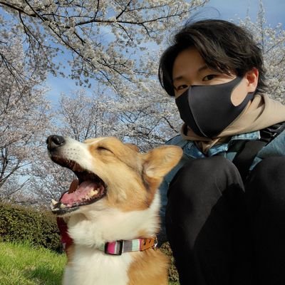 愛犬コーギーひまわり♀
(2010.5.30-2023.4.9🌈)

コーギー大好きです。その他趣味のゲームやサッカーなど呟きます。