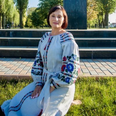 Нічого не шукаю ... те, що потрібно знайшла ... те, що можна ... втратила ... Залишилося лише те, що важливо ... Не шкодую ні про що - на це просто немає часу