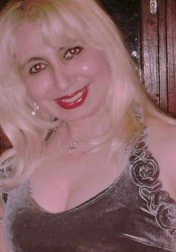 BETTY - Cantautora Singer and Songwriter / Abogado Lawyer / 🇻🇪  Naci Un (1) Primero de Septiembre..
Mi ciudad Maracaibo
Mi pueblo Ciudad Ojeda
@asctb

♡BCS