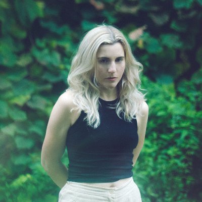 London singer-songwriter and producer Zoë Mead