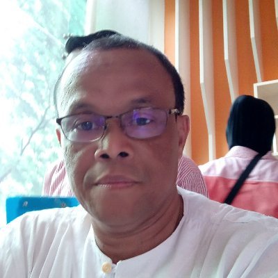 WahyudinBapak's profile picture. Pengamat Media Sosial. Tukang komen