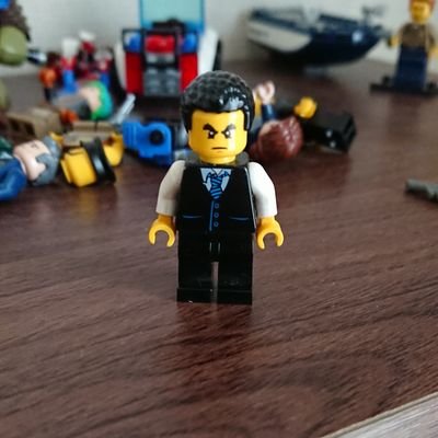general00938661's profile picture. 趣味:レゴ(主にシティ、世界の冒険、ミニフィグシリーズ、スター・ウォーズシリーズ)、ゲーム   漫画(ドラゴンボール、NARUTO、幽遊白書等ジャンプ系)が好きです。
好きな映画:スターウォーズ

80年代～90年代のヒット曲も好きです。よろしくお願いします‼️