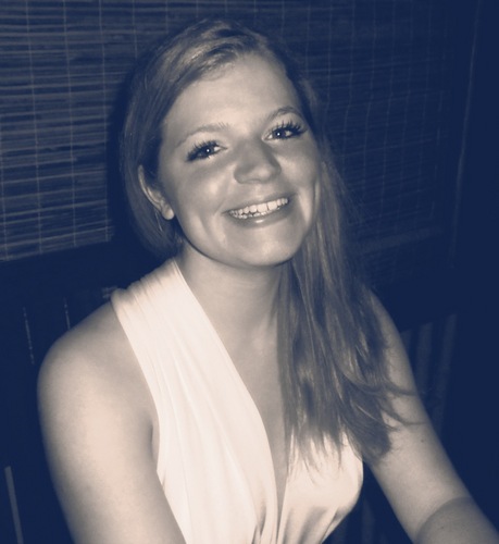 Beckys365's profile picture. Foodie, Blogger, Journalist and fun loving person. Visit my website & blog http://t.co/NB50RHZYYb