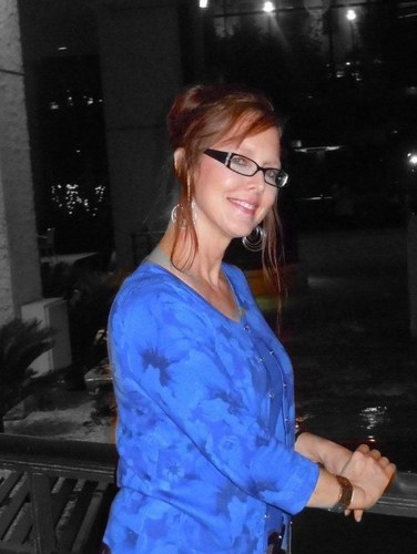 In the business of helping people to be healthy, happy & safe! Lover of JC, family, canine and human friends. Fan of jazz & blues. http://t.co/4yJacd08