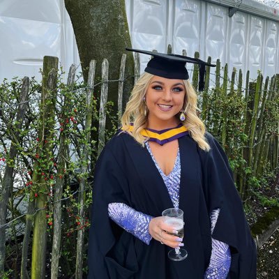 Speech and Language Therapist👩🏽‍🎓 University of Manchester💜 PhD student at Newcastle University🤓 From Derry☘️