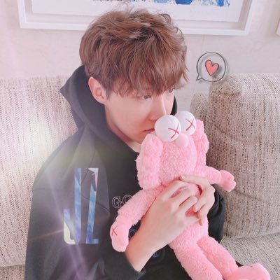 s2hope_s2's profile picture. 2seok、SOPEが大好物。バンタン見てる時の私はにそにそしてるそうです。