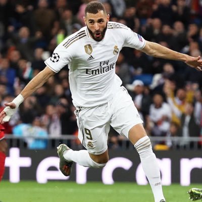 shun_WEB0406's profile picture. 26歳 | これからWEB業界目指して本気で勉強💻 | WEBデザイン | WEB制作 | プログラミング | 駆け出しエンジニア | 夢は諦めなければ叶う👊✨ | 家族 | 友達 | vaundy | サッカー | WEB業界目指す同士と繋がりたいです😊