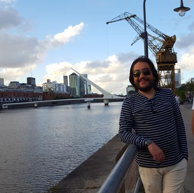 Ingeniero Químico UN.
Analista de Calidad de Café.
Amante del buen rock.
Simpatizante de todo aquel que crea en la paz total.