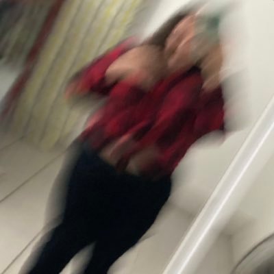 Observo,me callo,me desepciono aprendo. Sonrió y continuo