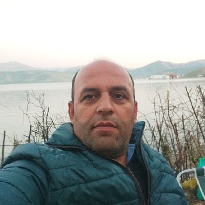 HasanyosrE's profile picture. 