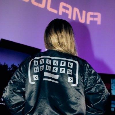 The first&coolest #Solana community for #HackerHouse. Ran by @Babeape2334. DM if you want to be part of the content contributor