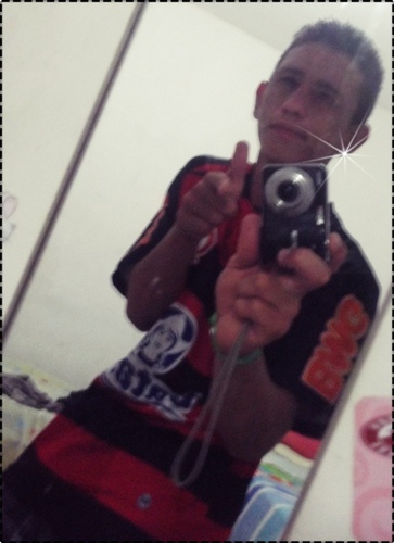 Não haverá borboletas se a vida não passar por longas e silenciosas metamorfoses. 
Msn-- yansiilva2011@hotmail.com