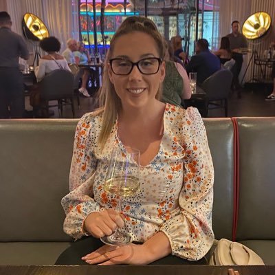 emma220792's profile picture. • 🛫🌍 Grubber & Dog lover •