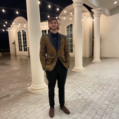 Jacob_tompkins's profile picture. ❤️ R.I.P Robert. wishing you were here bub. sc👻 jake_izzle