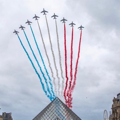 campoy_vergara's profile picture. Ancienne Avocate, animée par la passion du droit. Apres un passage au Ministère de la Justice je compte enfiler ma Robe à nouveau