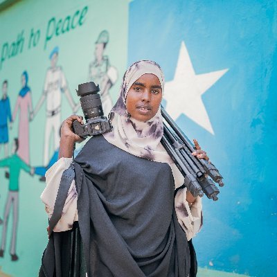 Bilan Media is Somalia's only all-women news team. Reports featured in @DalsanTV | @guardian | @BBC | @elpais_espana | @missingperspec. Tips: bilan@bilan.media