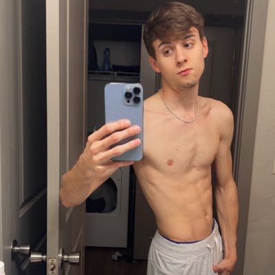 Im just your average boy next door, Secret life showing you all my fantasies online. Webcam model, Twink Extraordinare. ;) https://t.co/6appDkVoJp