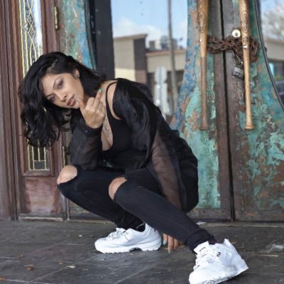 Booking - laylakhepribooking@gmail.com || MGMT - @iamladyredz @essince