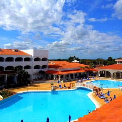 Cuenta del hotel Cuatro Palmas en @_varadero