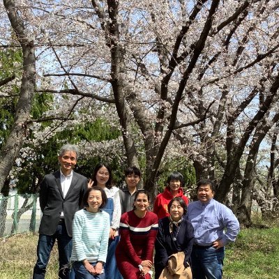 京都大学 化学研究所 生体分子情報研究室のアカウントです。
植物の形態形成について研究しています。
Molecular Biology Lab at @icr_ku, @univkyoto