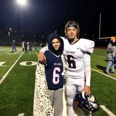 Ellensburg high schoolc/o 2025 |RB/ATH/OLB|Football and Track |100m time 10.73|-3.6 GPA 6 foot 195LBS. email coltonmagruder514@gmail.com. 509-859-1904. #TeamFSP