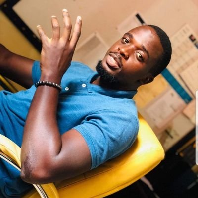 Joad_kyasanga's profile picture. Dog lover #rugby for life.💯🏉🐕.# civil guy👷‍♂️