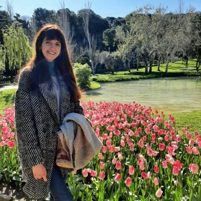 《 Cada instant és únic i no es repetirà 》
Biòloga 🐝🌸