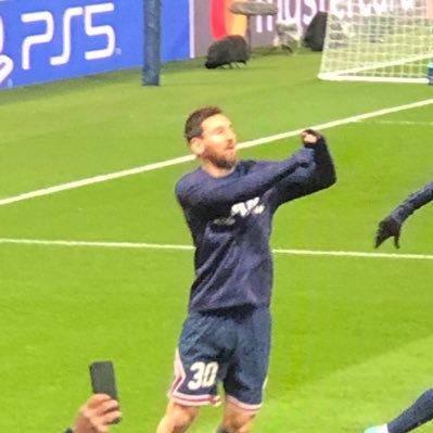 jejelele1264's profile picture. Decarbonation and Biodiversity Investor