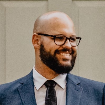 product designer by day ⢠husband, father of 3, believer ⢠building my ideas with ai by night