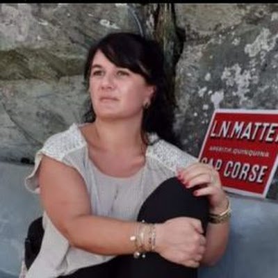 VanessaPoli20's profile picture. 