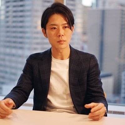 経営課題の解決屋さん。 デザイナー → Brand Manager → IR → マーケ → 経企 → 外資コンサル → M&A 社長室長 → ROXX SVP of HR / 上級執行役員CHRO。3人兄弟同じ誕生日。いつもだいたい走っています。