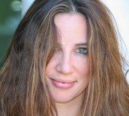 yumivore's profile picture. rants, raves and musings on food, wine, travel, photography in 140 characters (or less).
consumer of yum  http://t.co/UUDUdDcj8G