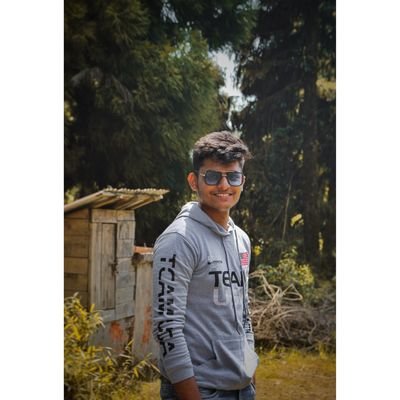 Noob coder
likes music
singing = hobby
love to live my life happily and peacefully