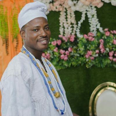 EPaitey's profile picture. Classical musician and an entrepreneur.