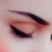 فيك العوض وفيك الخير وفيك الخيرهہ
يا اجمل صـدفة عمـري واغــلاهــاا🎻