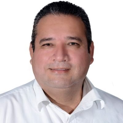 Exandidato a diputado por el depto de Cortés del Partido Liberal de Honduras. Importador de Autos🚘 y transportista🚕