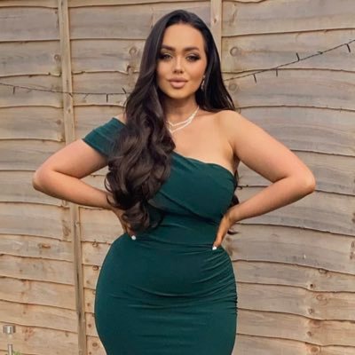 JadeChatty's profile picture. 29 - The secret to having it all, is knowing that you already do.