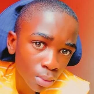 Be humble
Your best friend is your warse enemy
Follow me on Instagram @kristof_official_.22
